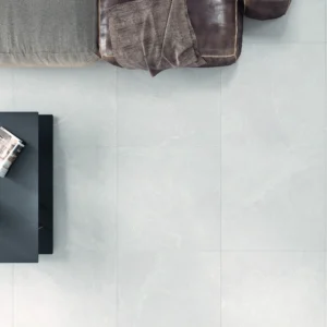 Argenta Storm White vloertegels 90×90 in een slaapkamer, van bovenaf