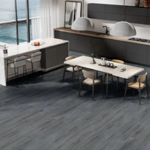 Navarti Forest Antracita 20×120 houtlook vloer in een keuken