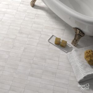 Coco White Mat 5×15