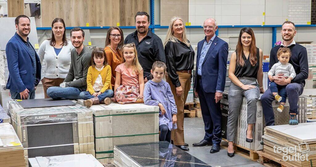 De familie achter Tegeloutlet