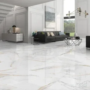 Photo d'ambiance : séjour spacieux avec un sol brillant aspect marbre blanc