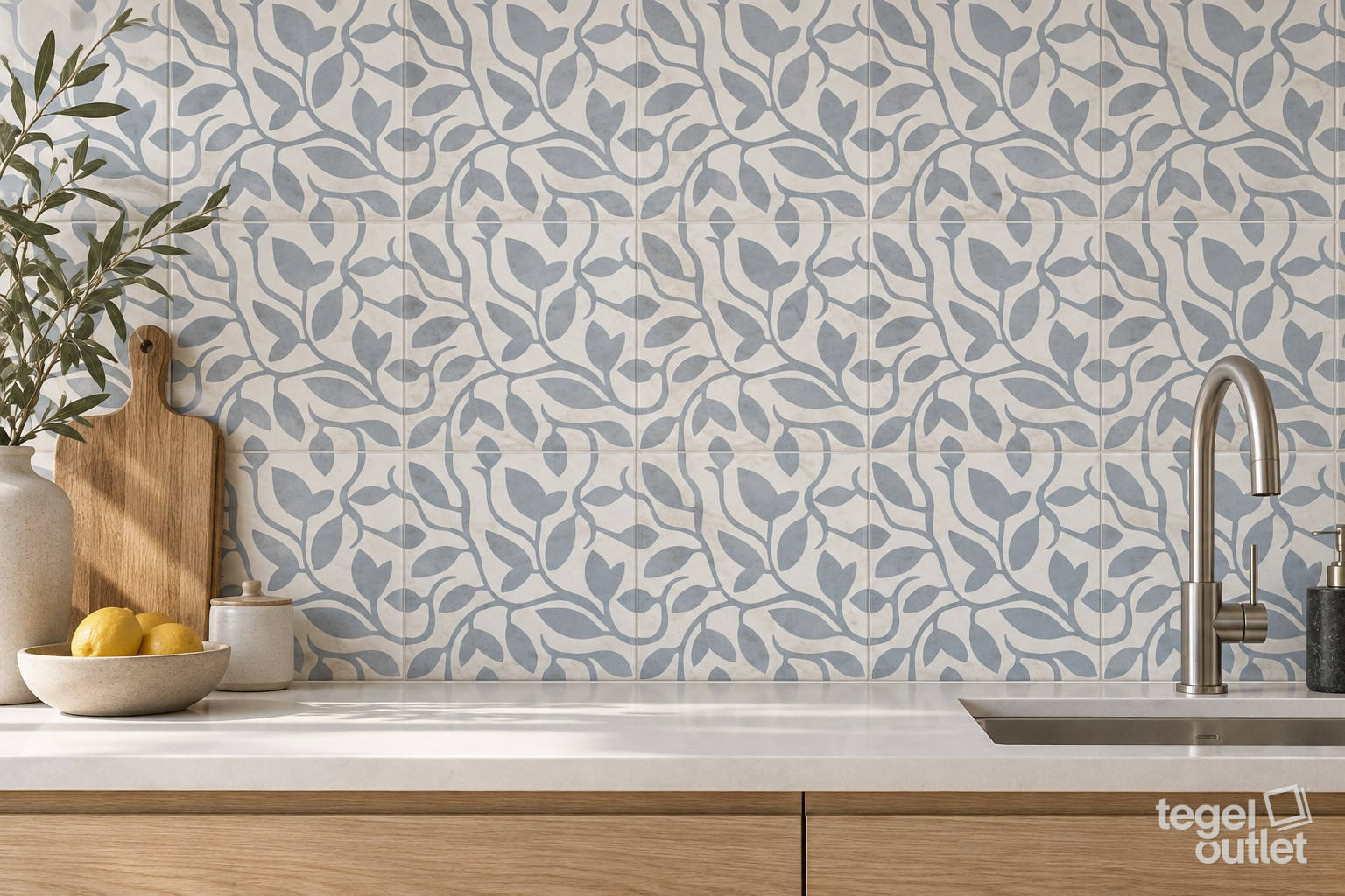Mise en situation avec Blue Water Decor Five 20×20 · cuisine