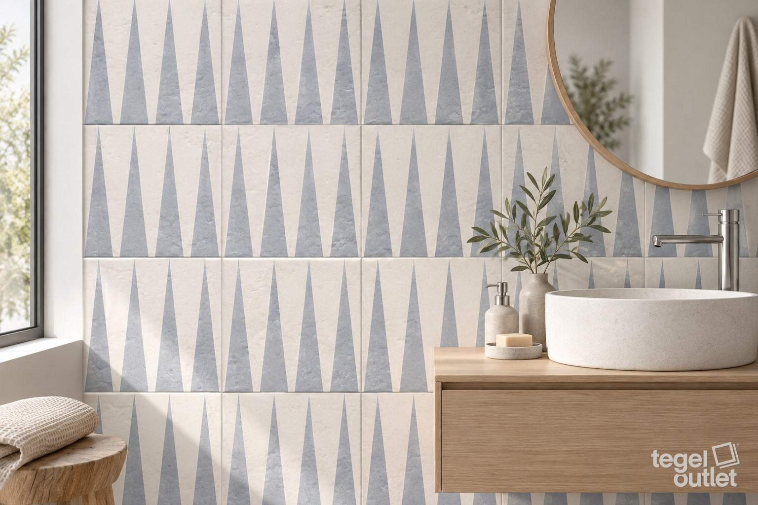 Ambiance avec Blue Water Decor Four 20×20 · salle de bains