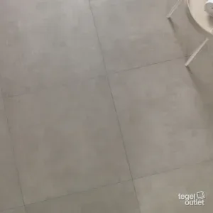 Dordogne Taupe 60x60 in een interieur