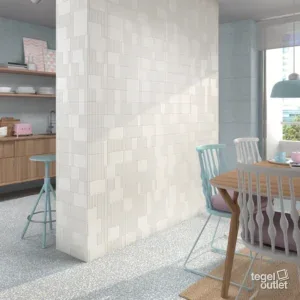 Farnese Amalfi Azul 30x30 in een interieur
