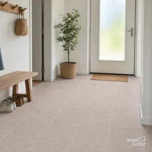Sfeerbeeld (illustratie): inkomhal met een vloer in warme, lichte taupe tegels