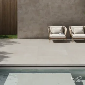 Carreaux de terrasse Argenta Gravel Cream 60×120 autour d'une piscine
