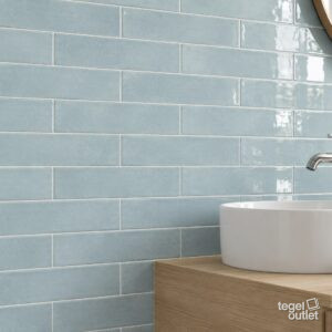 Sfeerimpressie met Harlequin Blue 7×28 · badkamer