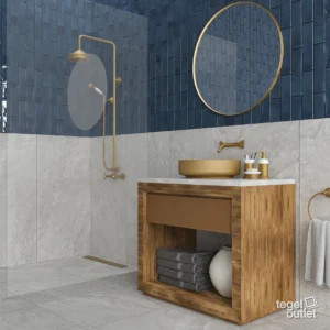 Ecoceramic Harlequin Lagoon glanzende wandtegels in een badkamer