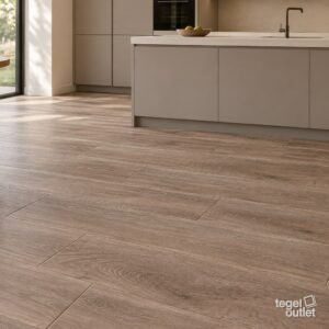 Sfeerimpressie met Kootenai Taupe 20×120 · keuken