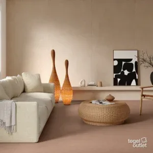 Materia Taupe 80x80 in een interieur