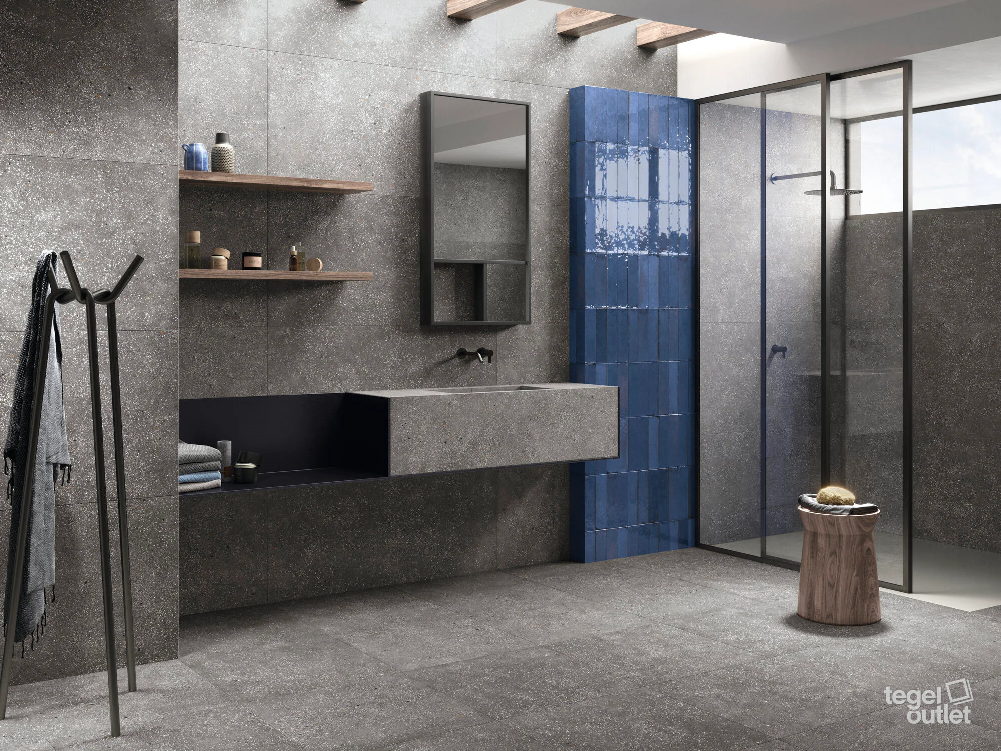 Ape Murus Oceanum 7×28 wandtegels in een badkamer