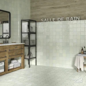 Souk Aqua en Nomade Aqua – badkamer Ape Souk Aqua en Nomade Aqua tegels in een badkamer