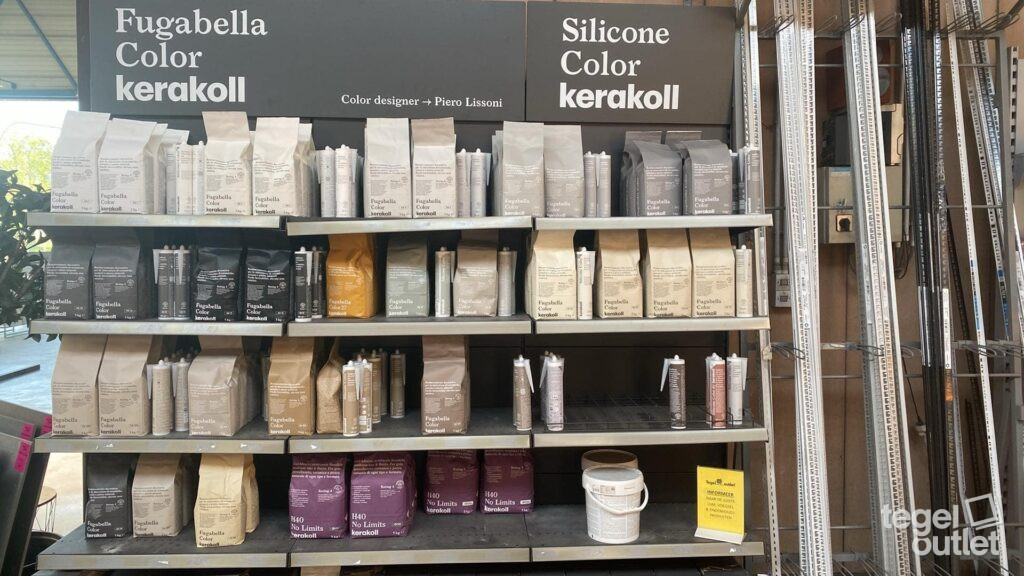 Mortiers de jointoiement et silicones Kerakoll dans le magasin d'Antwerpen