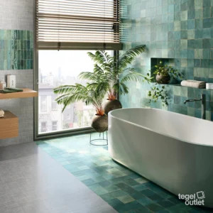 Ape Tennessee Green 13,8×13,8 en 5,2×16,1 tegels in een badkamer