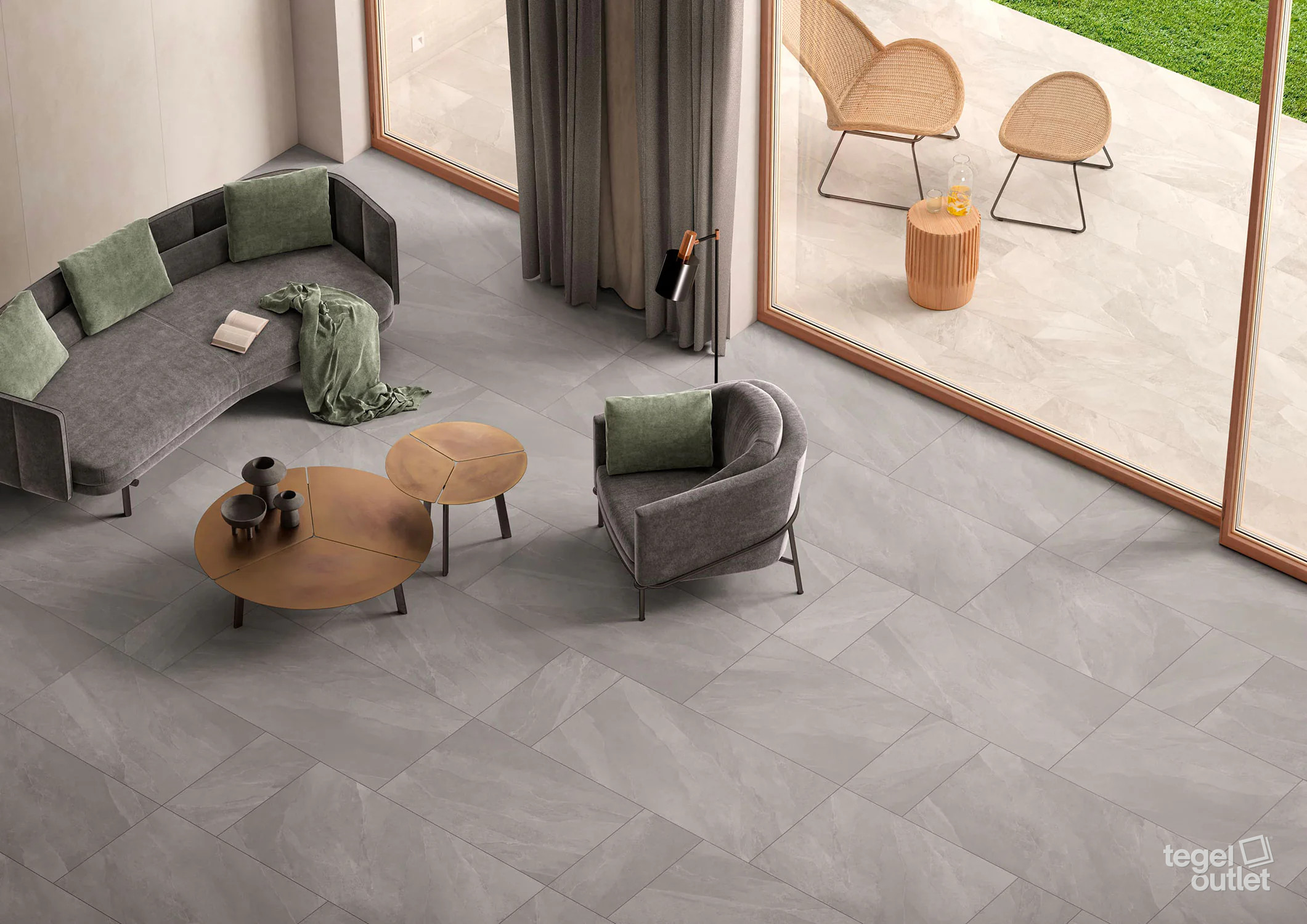 Saime Titano Cenere vloertegels en Bianco Grip 30×60 in een woonkamer